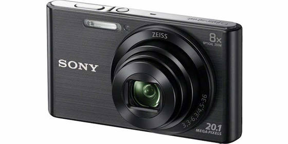 Sony DSC-W830, la fotocamera compatta tuttofare, comoda ed economica