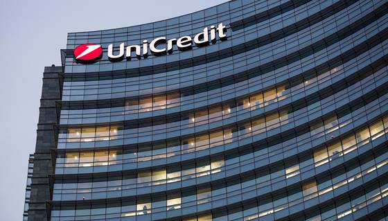 Attacco Informatico Unicredit da Hacker, 400.000 correntisti a rischio