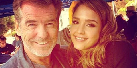 Pierce Brosnan e Jessica Alba - Protagonisti in 'Il Fidanzato di Mia Sorella'