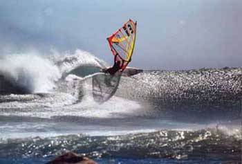 Una Meta per i Surfisti: Mare del Sud Africa, Che Vento!