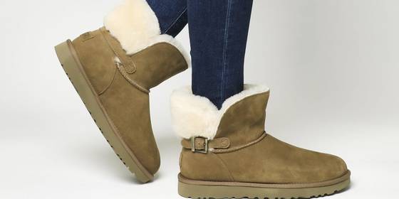 Come lavare gli UGG in lavatrice e renderli come nuovi per l'inverno