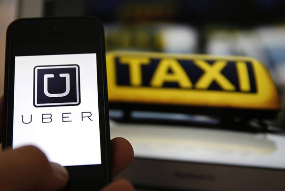 E' nato un nuovo servizio di taxi privato Uber una società americana ha portato questo servizio innovativo tra privati