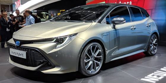 Auto ibride la Toyota Auris, tante novità in questo nuovo modello
