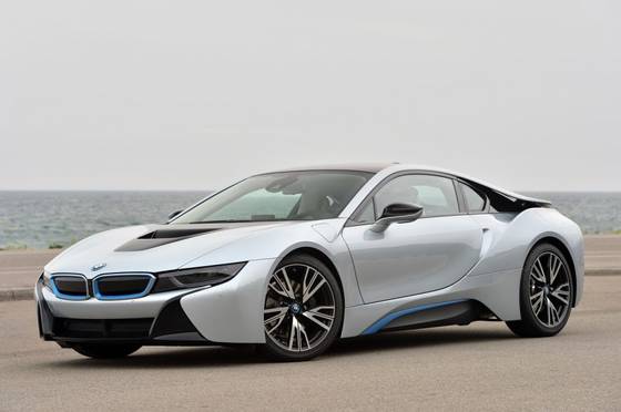 BMW i8 - La Spettacolare Sportiva Ibrida