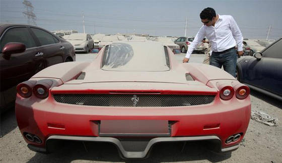 Asta delle Auto Abbandonate a Dubai