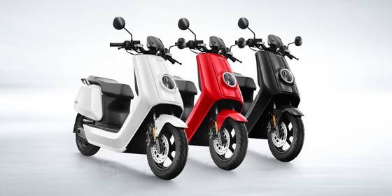 L'Estate è scooter e vento tra i capelli, provate gli scooter elettrici NIU, fantastici