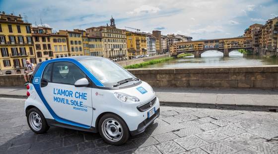 Noleggia la car2go per muoverti in città senza pensieri e rispettando l'ambiente