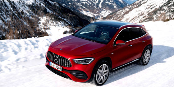 Nuovo Mercedes GLA, le novità sul nuovo SUV compatto.