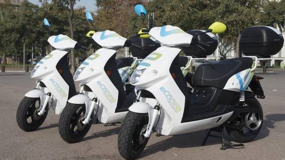 Lo scooter sharing elettrico eCooltra, l'avete provato?