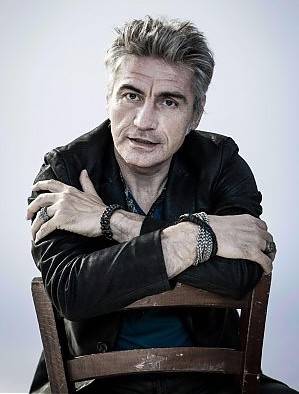 Frasi Whatsapp Ligabue